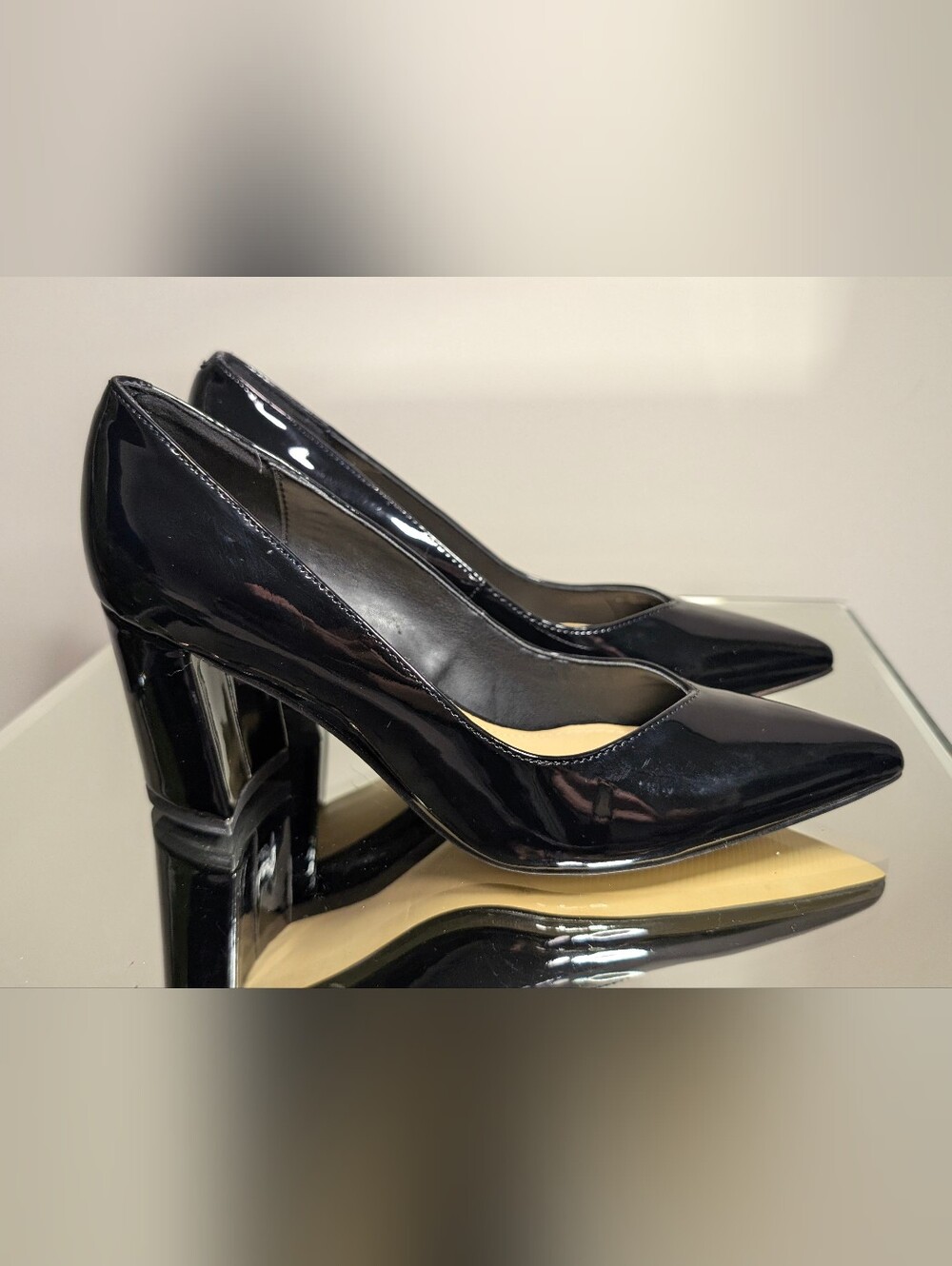 Never Worn!! Marc Fisher Black Patent Pointed-Toe Block Heel Pumps Women's 6.5